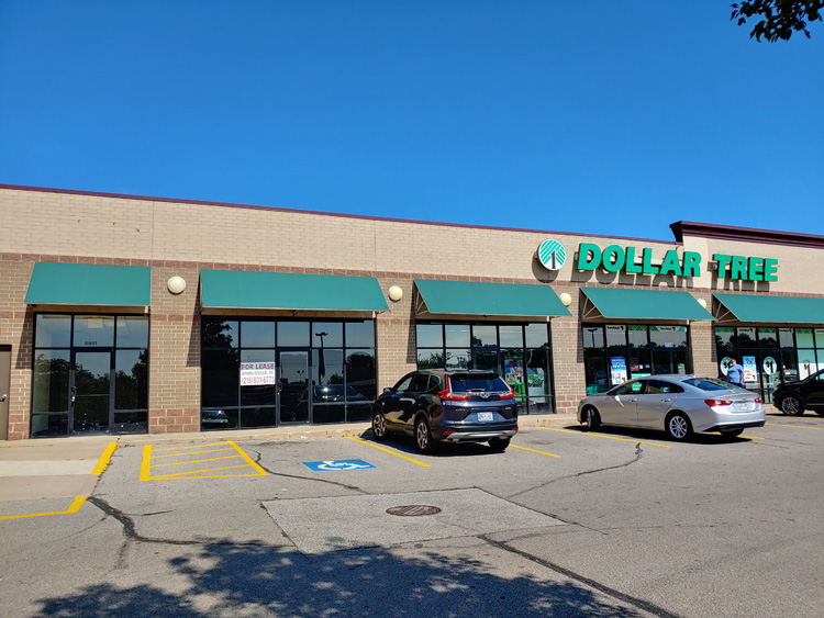 Retail Space Available - Mentor-on-the-Lake, Ohio  44060 - Lake County